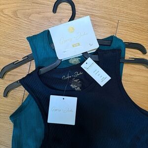 2 pack sleeveless ribbed bodysuits